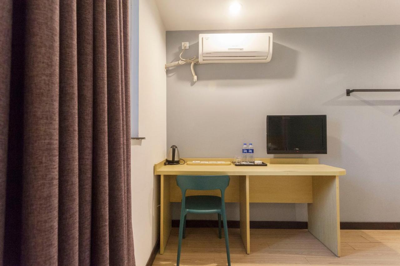 Weijing Express Hotel Changshu Εξωτερικό φωτογραφία